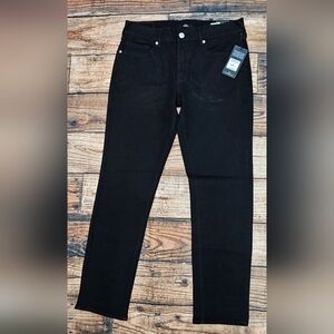 True Religion Geno Relaxed Slim Men's Black Jeans Size 33x32 Stud Slim NWT